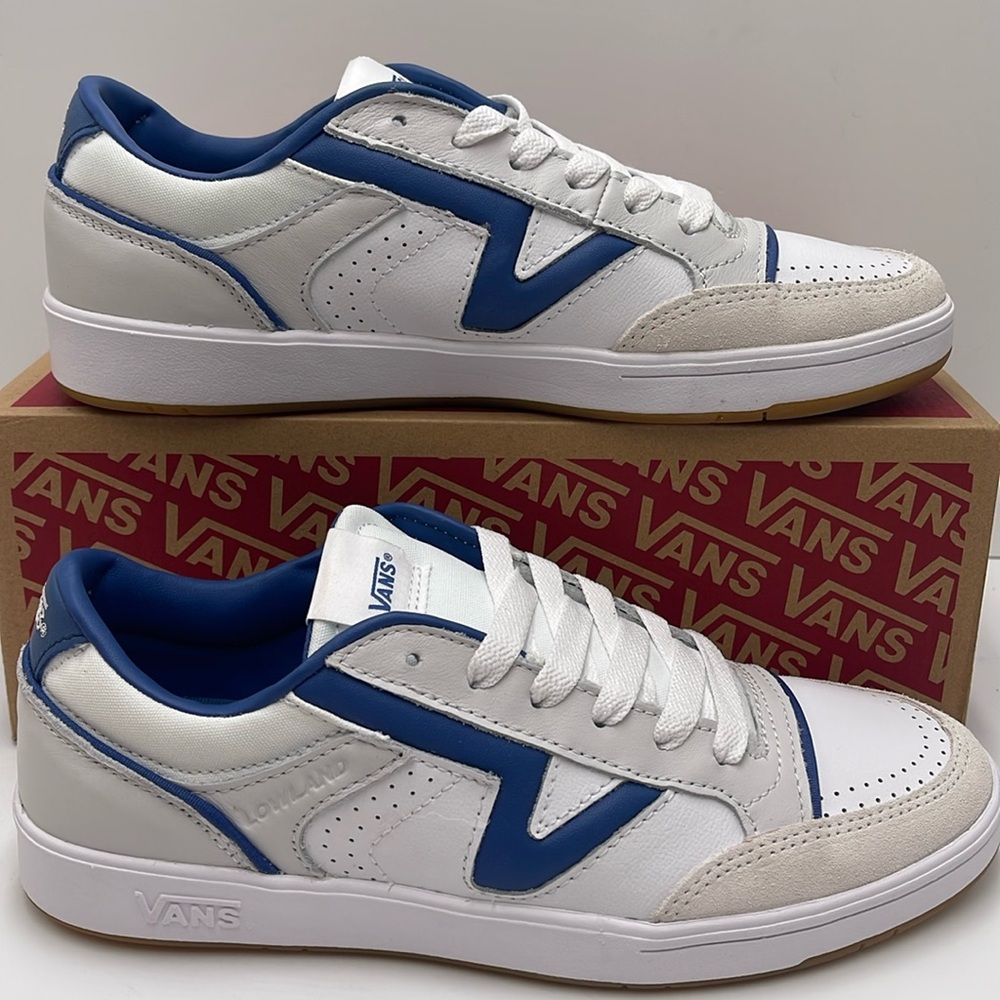Vans Men’s Lowland Cc Jmp R
Court Navy/White
VN0007P2NAV
Sneakers - Picture 2 of 16